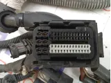 Блок предохранителей подкапотный (e-box) с проводкой Porsche Cayenne 95561010502