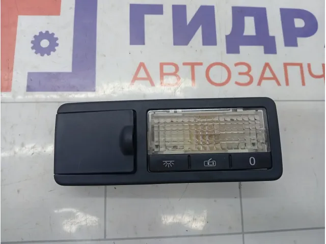 Плафон салонный задний Porsche Cayenne 7L0861688A