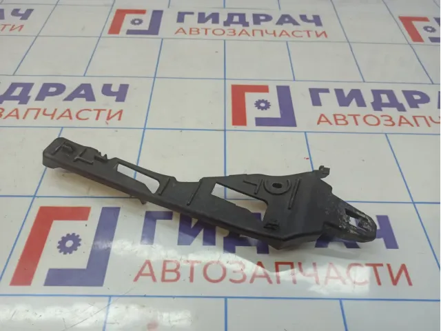 Кронштейн переднего бампера левый Porsche Cayenne (92A) 7P5807049