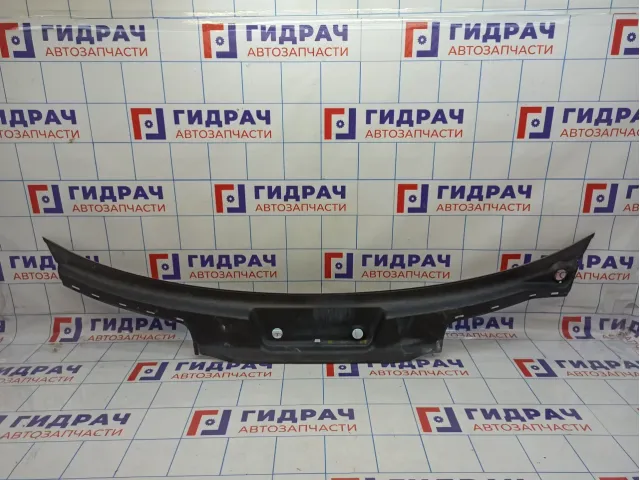 Решетка стеклоочистителей Porsche Cayenne (92A) 7P5819401B