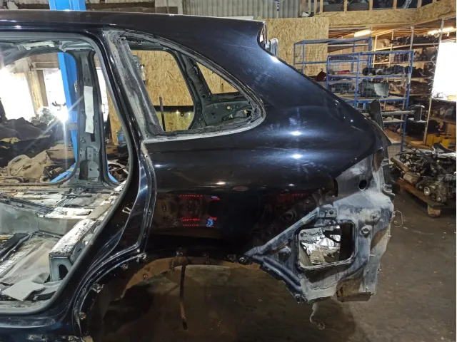 Крыло заднее левое Porsche Cayenne (92A)