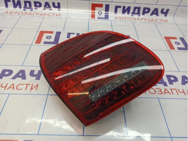 Фонарь задний внутренний левый Porsche Cayenne (92A) 95863109301