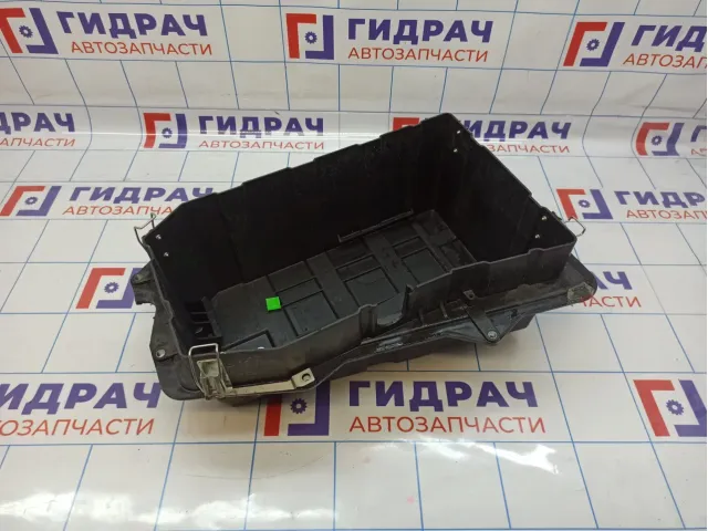 Крепление АКБ Porsche Cayenne (92A) 7P0801283