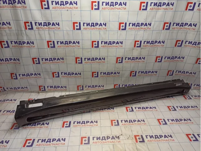 Накладка на порог наружная левая Porsche Cayenne (92A)