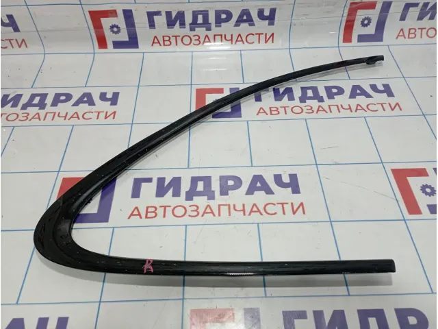 Накладка стекла глухого правого Porsche Cayenne (92A) 958559996207Z7