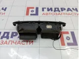 Дефлектор воздушный центральный Porsche Cayenne (9PA) 95555226302A03