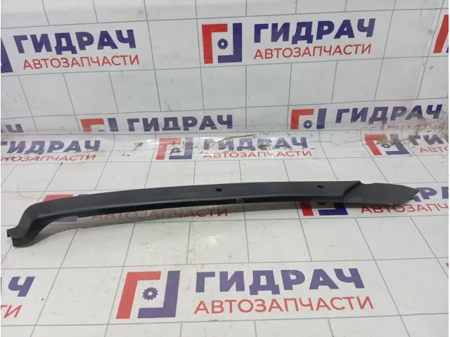Обшивка двери багажника левая Porsche Cayenne (9PA) 7L5867711A