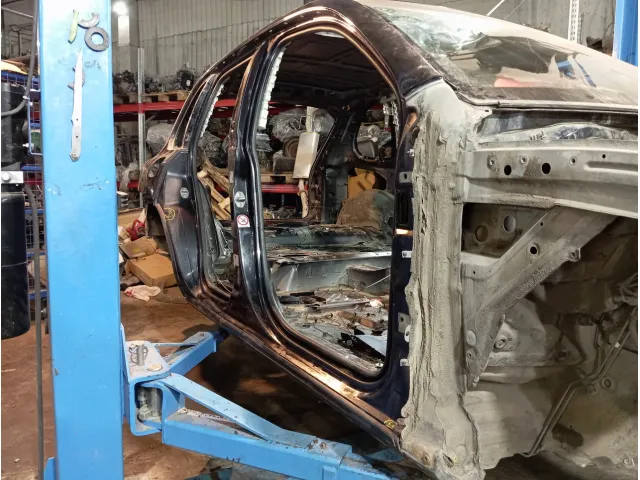 Порог со стойкой правый Porsche Cayenne (9PA)