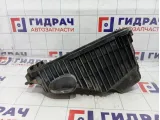 Корпус воздушного фильтра нижняя часть левый Porsche Cayenne (9PA) 95511002100