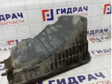 Корпус воздушного фильтра нижняя часть левый Porsche Cayenne (9PA) 95511002100