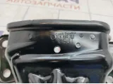 Кронштейн сиденья задний левый Porsche Cayenne (9PA) 7L5885153