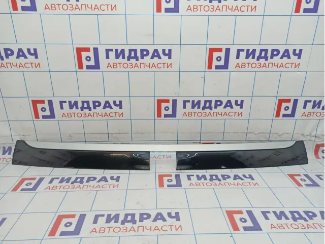 Накладка двери багажника Porsche Cayenne (9PA) 95555535900G2X