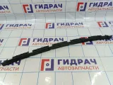Направляющая заднего бампера центральная Porsche Cayenne (9PA) 7L5807863