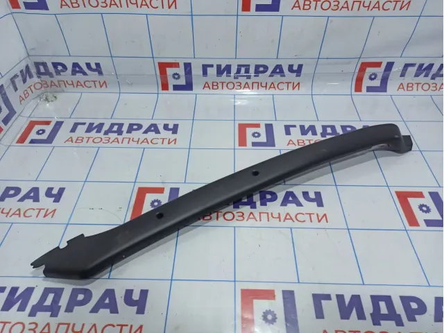 Обшивка двери багажника правая Porsche Cayenne (9PA) 7L5867712