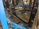 Порог со стойкой правый Porsche Cayenne (9PA)