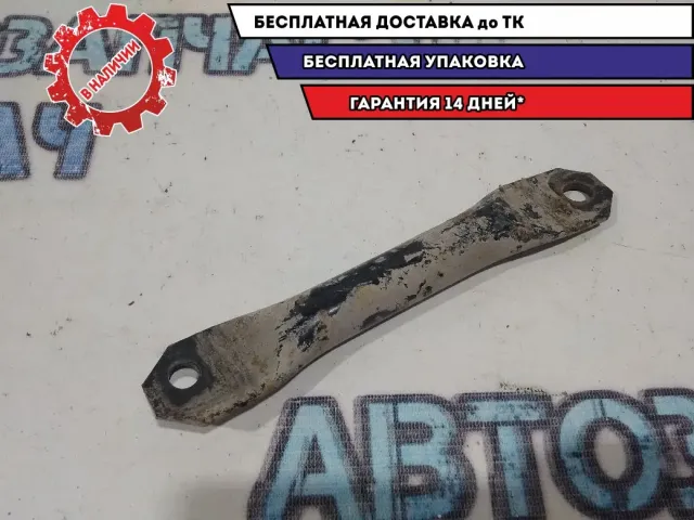 Кронштейн задней балки Nissan Qashqai +2 55451JD00A