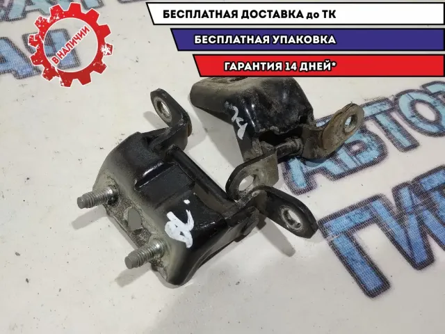Петли двери задней левой Nissan Qashqai +2 82401AV630