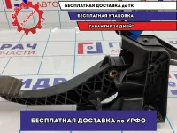 Педаль сцепления Renault Logan 2 Stepway 465037621R.