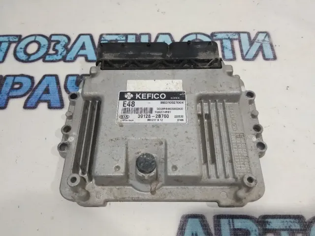 Блок управления двигателем Kia Rio 3 391282B760.