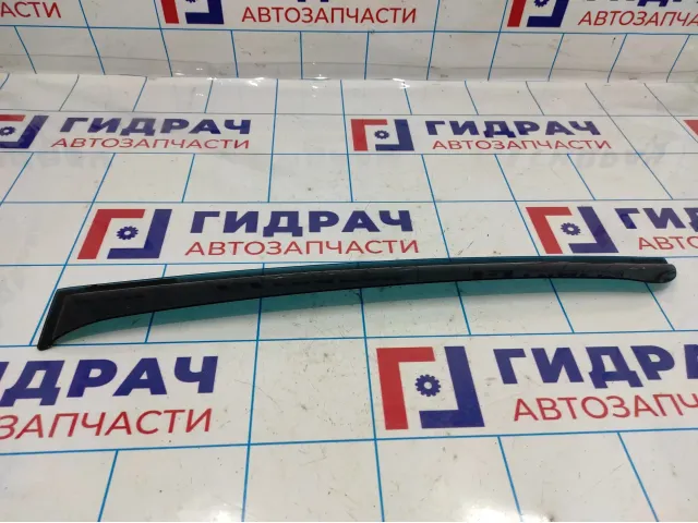 Ветровик задний левый Ravon R2 .