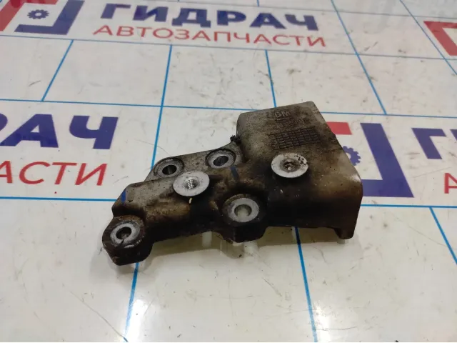 Кронштейн генератора Ravon R2 25196028.