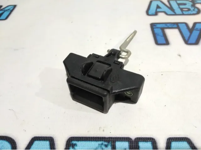 Замок багажника Renault Logan 2 7700838546.