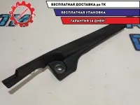 Накладка лобового стекла правая Renault Logan 2 668223701R.