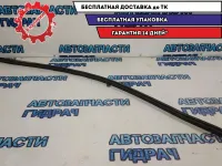 Уплотнитель капота Renault Logan 2 668309754R.