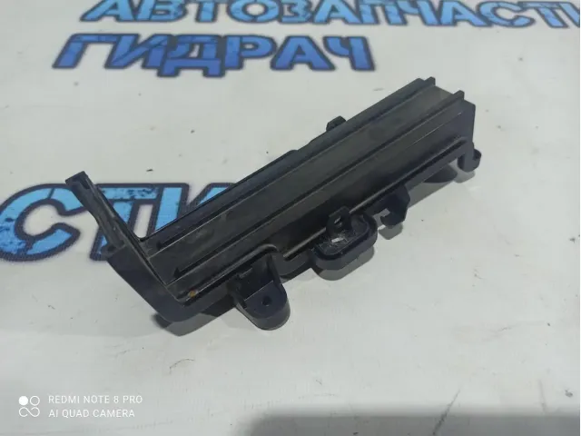 Крышка салонного фильтра Renault Logan 2 272763745R.