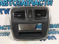 Накладка декоративная Renault Logan 2 682602327R.