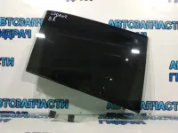 Стекло двери задней правой Renault Logan 2 823008827R.