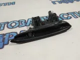Ручка двери наружная правая Renault Logan 2 806067028R.