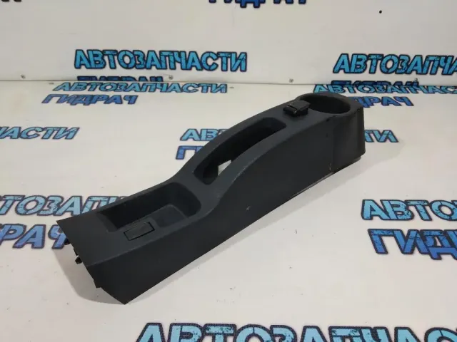 Консоль  Renault Logan 2 363151285R