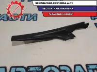 Накладка лобового стекла левая Renault Logan 2 668225143R