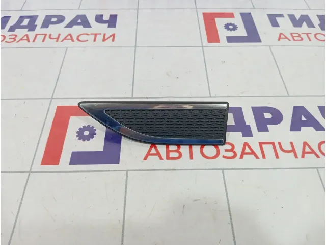 Накладка переднего левого крыла Renault Arkana 990435819R