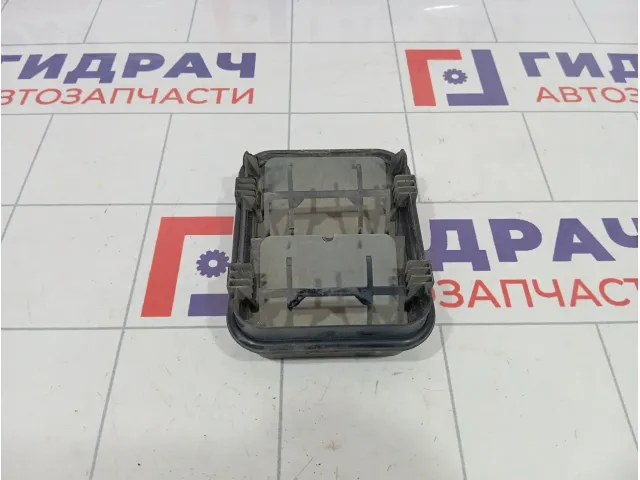 Решетка вентиляционная Renault Arkana 8200728288