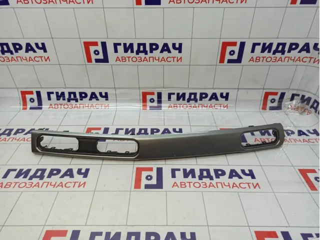 Накладка декоративная на торпедо правая Renault Arkana