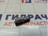 Кнопка открывания багажника Renault Arkana 906069264R