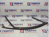 Уплотнитель стекла переднего левого Renault Arkana 803312388R