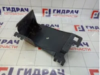 Воздуховод радиатора правый Renault Kaptur 623129733R