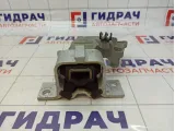 Опора двигателя правая Renault Kaptur 112102235R