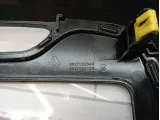 Рамка магнитолы Renault Kaptur 682708312R