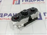 Блок управления отопителем Renault Kaptur 275100165R