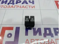 Блок управления стеклоподъемниками Renault Duster 8200108269