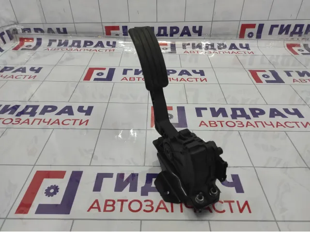 Педаль газа Renault Duster 6001548477