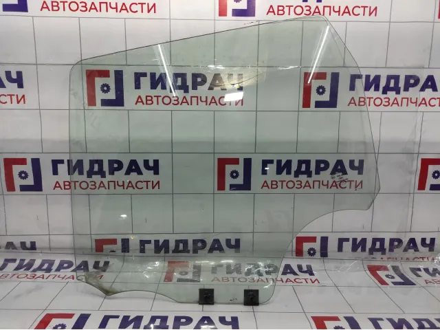 Стекло двери задней левой Renault Duster 823014191R