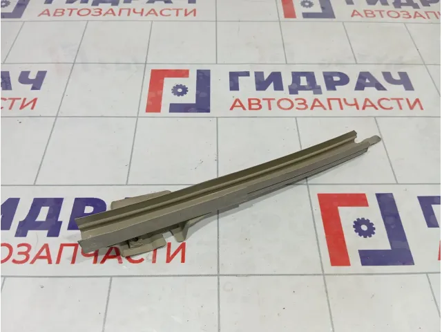 Направляющая стекла двери переднего левого Renault Duster 6001551123