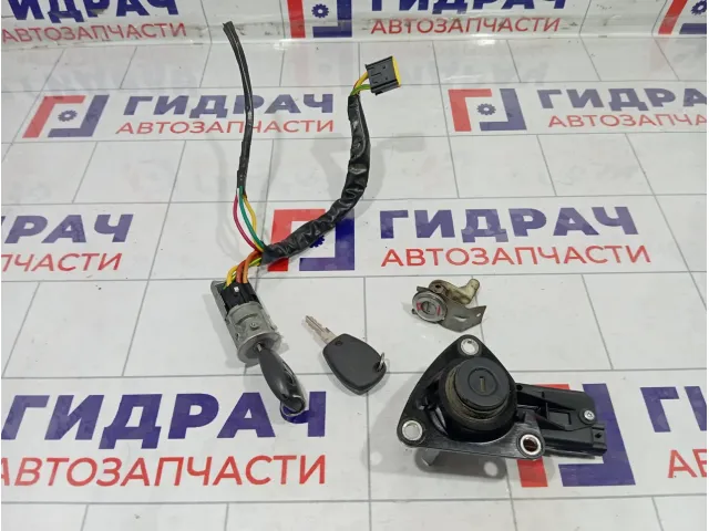 Замок зажигания Renault Duster