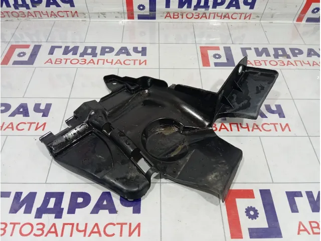 Пыльник двигателя правый Renault Duster 638305972R