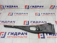 Решетка под лобовое стекло (Жабо) правая Renault Duster 8200294316